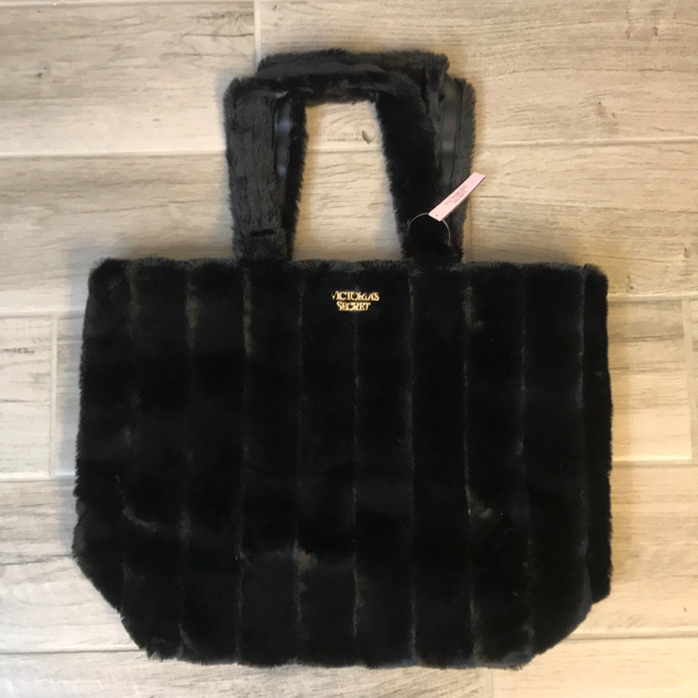 Black Victoria’s Secret tote